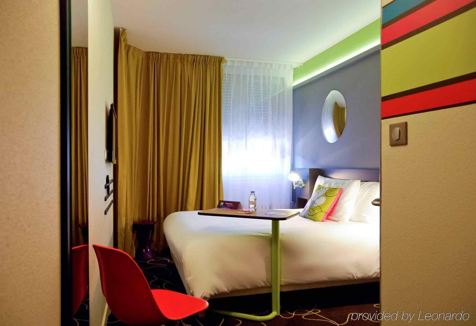 Ibis Styles Roanne Centre Gare Hotel Quarto foto
